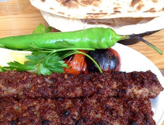 که باب قه‌ڵادزێGrillhaus Qaladze