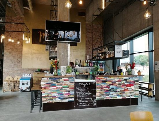 Mam's Bistro Bar