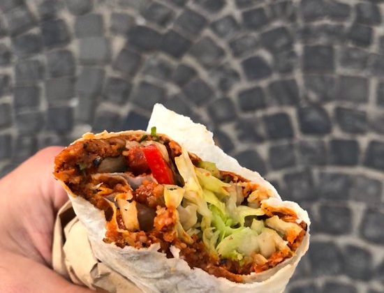 Kral Cigkofte (La Avion Romania)