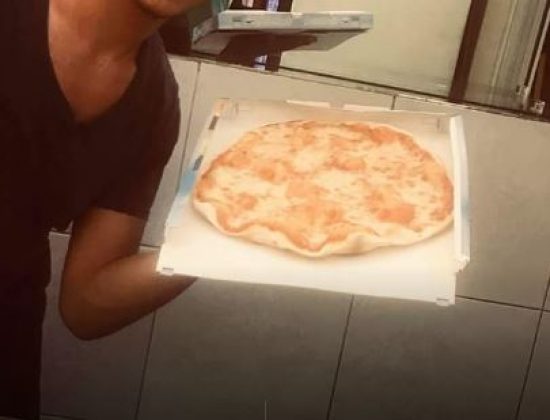 Bakkar Pizza & Kebab